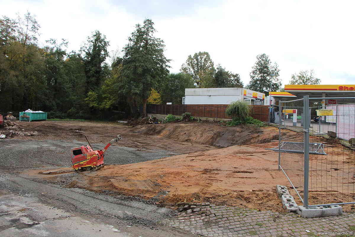 Ehemaliges Novaform-Gebäude am Kreisel in Elsenfeld abgerissen - Main-Echo