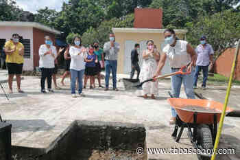 Arrancan obras de 3 techados escolares más en Comalcalco - tabasco hoy