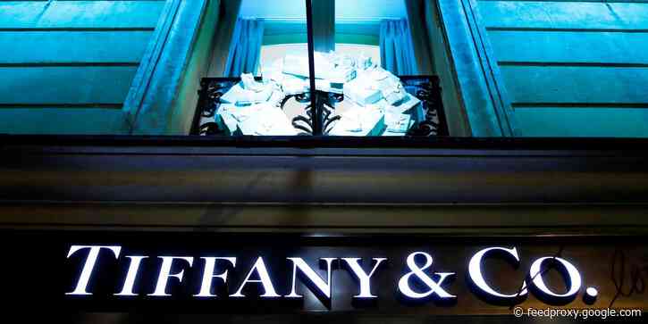 LVMH has agreed to buy Tiffany & Co at a $400 million discount on the original price, ending a bitter dispute. It's still the luxury sector's biggest-ever deal.