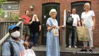 Cabbagetown neighbourhood group makes sandwiches for city's vulnerable at Dixon Hall