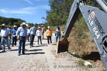 Continúa rehabilitación de camino de acceso a Chintejé de la Cruz en Amealco - Hoy San Juan del Río