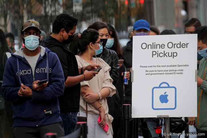 Weak iPhone sales pull down Apple shares