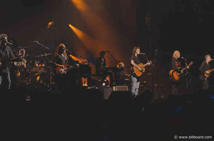 Eagles’ ‘Live From The Forum’ Soars With Band’s Best Sales Week in More Than 10 Years