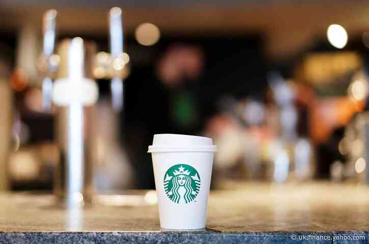 Starbucks sees hotter-than-expected earnings for 2021