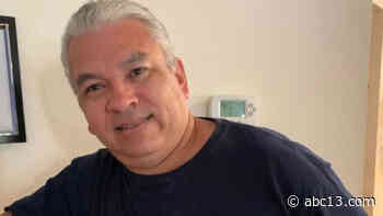 Houston police officer Marlon Segovia says he's preparing to say goodbye to Martin Chavez with COVID-19 - KTRK-TV