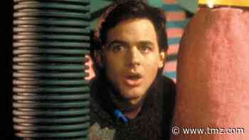 Mike Tobacco in 'Killer Klowns From Outer Space' 'Memba Him?!