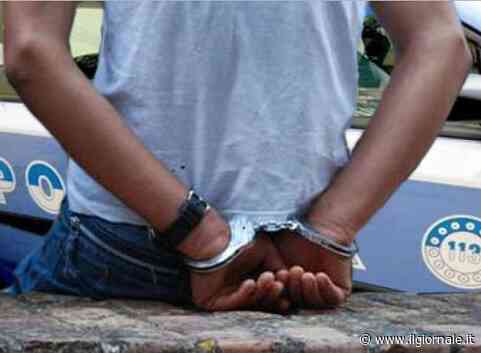 "Stufo di nascondermi". Puscher marocchino (arrestato 20 volte) si costituisce alla polizia