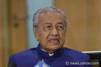 Malaysia's Mahathir says Muslims can kill French, Twitter deletes post