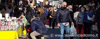 Erba, assembramenti al mercato? Il Comune: «No, tutto in regola» - La Provincia di Como