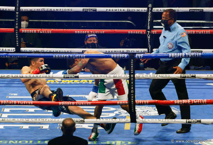Davis introduces Santa Cruz to tank warfare with a devastating, 1-punch knockout