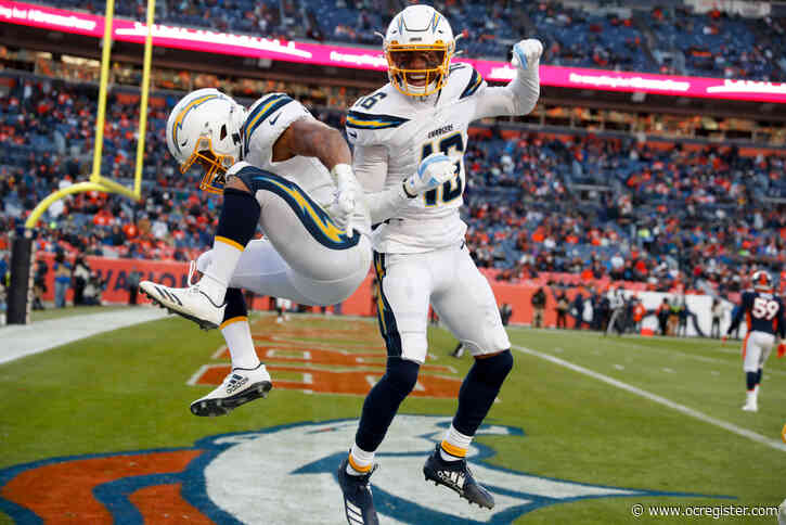 Live updates: Chargers visit Broncos for AFC West showdown