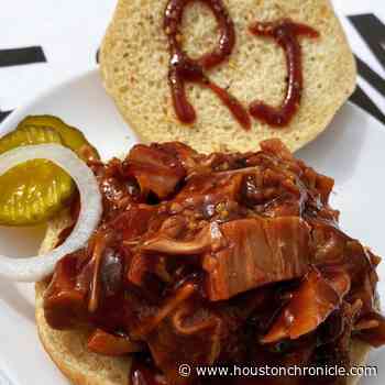 Houston Recipes: RayJay's BBQ Jackfruit Pulled "Poke" Sandwich - Houston Chronicle
