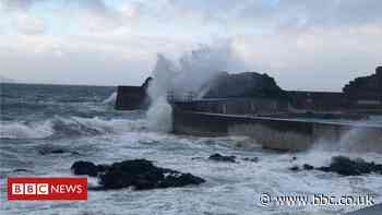 Storm Aiden: Halloween weather warning in Northern Ireland