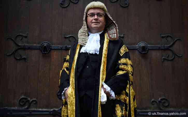 Robert Buckland in new row over 'activist' lawyers as he faces Gina Miller-style legal action on Brexit