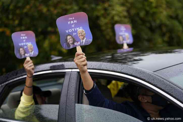 Bruised and haunted, US holds tight as 2020 campaigns close