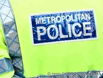 Appeal for witnesses following stabbing in Brixton