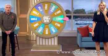 Holly & Phillip shocked as Spin to Win caller answers phone in pain