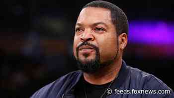 Ice Cube lashes out at 'SNL' for implying he's voting for Trump out of 'greed'