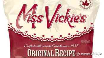 Miss Vickie's Canada recalls chips for possible glass contamination