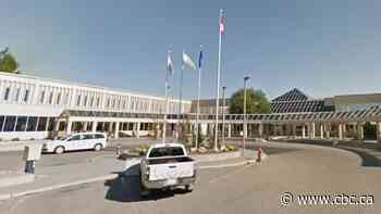 COVID-19 outbreak confirmed at Lethbridge College in powerline technician program - CBC.ca