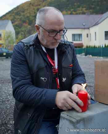 Gloggnitz: Demo startete mit einer Schweigeminute - Neunkirchen - meinbezirk.at
