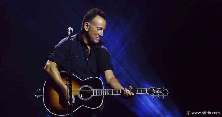 Leonard Pitts: Springsteen wrestles with death