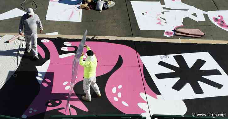 Local artist paints Gateway crosswalk for winter