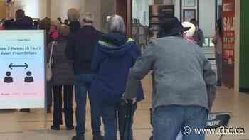 Hundreds of voters continue to flood into Saskatoon advance polls