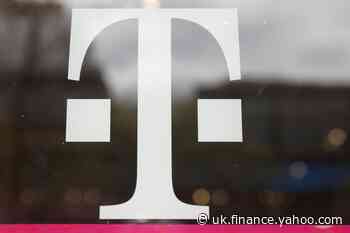 T-Mobile beats postpaid phone subscriber estimates
