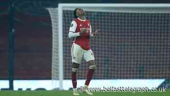 Arsenal come from behind to see off Molde