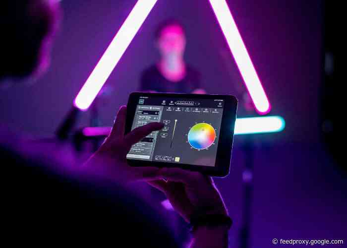 Vibesta RGBW Pixel Tube  cinema grade lighting system