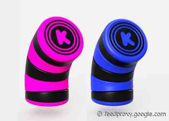 Moov Mini fidget toy helps you focus and reduce stress