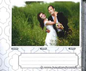 Massive Houston wedding scam with fake photo albums, cheat sheets ends in guilty plea - Houston Chronicle