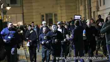 Met apologises over journalists threatened with arrest while covering protest