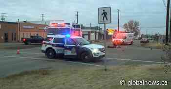 Man dies after being struck by vehicle in Saskatoon - Global News