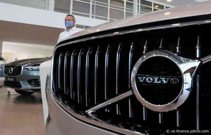 Volvo recalls 54,000 U.S. vehicles for air bag defect after one death
