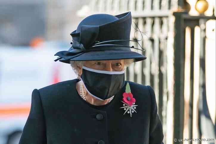 Queen wears mask for first time in public as she attends ‘deeply personal’ remembrance service at Westminster Abbey
