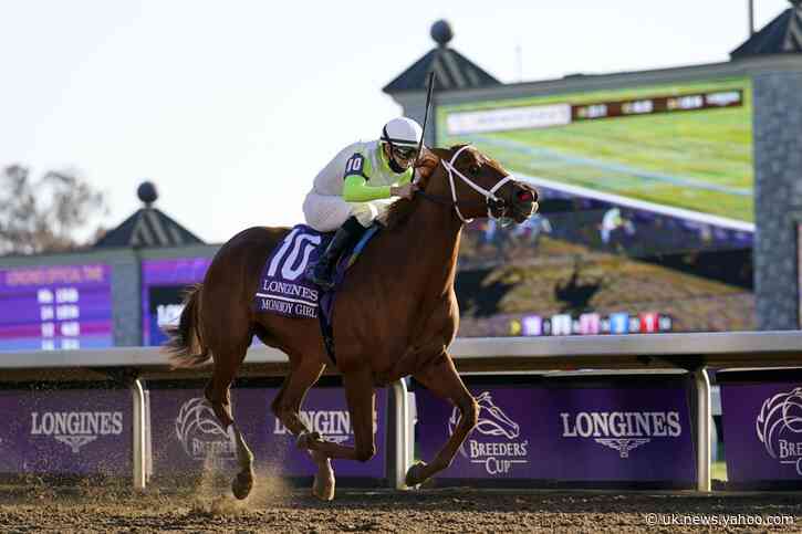Monomoy Girl wins Breeders' Cup Distaff at Keeneland