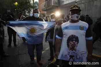Maradona seguirá hospitalizado en Buenos Aires - Listín Diario