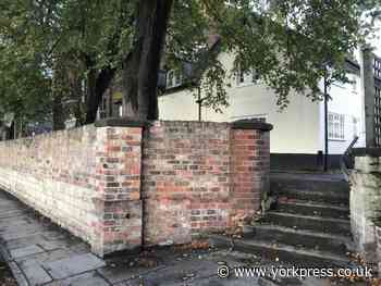 Cycle ramp and traffic lights plan for Scarborough Bridge route approved