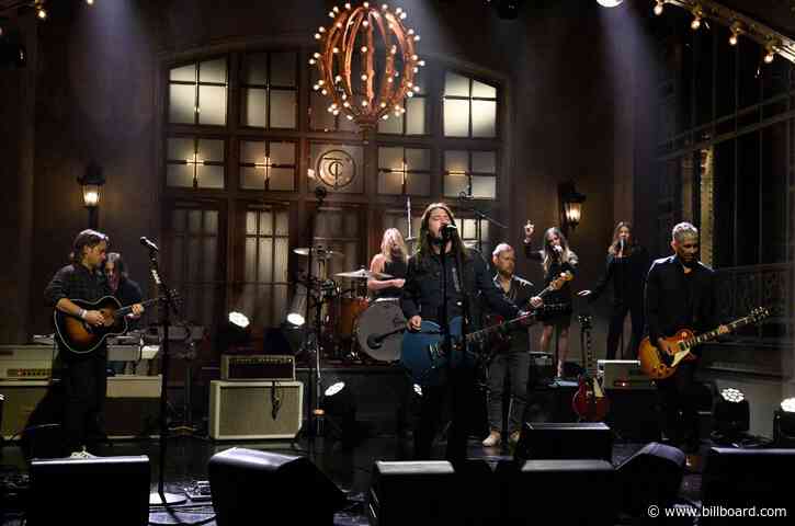 Foo Fighters Debut New Song ‘Shame Shame’ on ‘Saturday Night Live,’ Announce Upcoming Album
