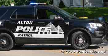 Alton Police/Fire/ARCH Air Medical Service Work Serious Motorcycle Accident - RiverBender.com