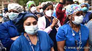 Medical school students' Hippocratic oath asks doctors to combat racism, misinformation - CNN