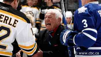 Howie Meeker, former NHL star and Hockey Night in Canada icon, dies at 97