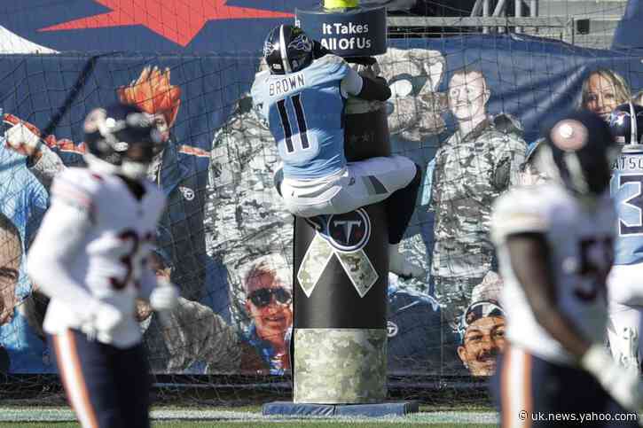 Titans snap 2-game losing streak, beat skidding Bears 24-17