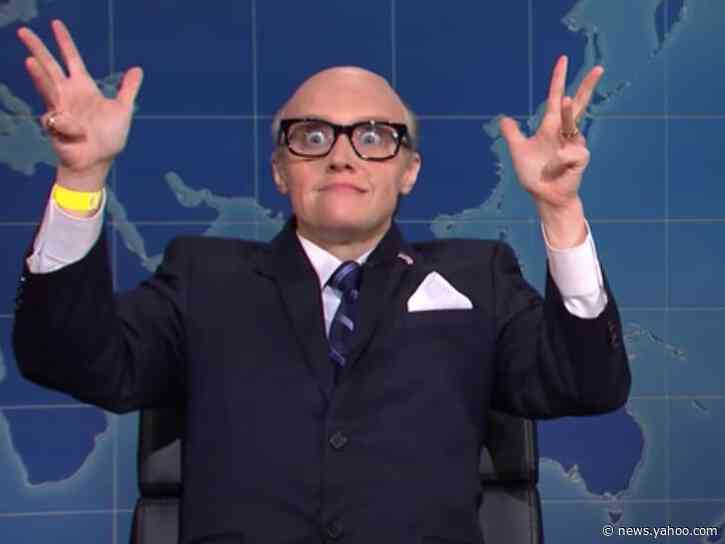 SNL’s Kate McKinnon lampoons Rudy Giuliani’s bizarre Philadelphia press conference