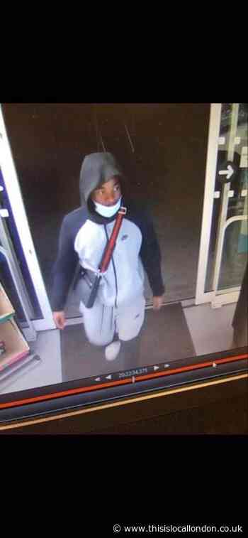 CCTV of man wanted over Greenwich robbery of boy, 13