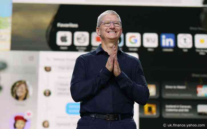 Apple 'One More Thing' event: Tech giant unveils new MacBooks with 'longest ever battery life'