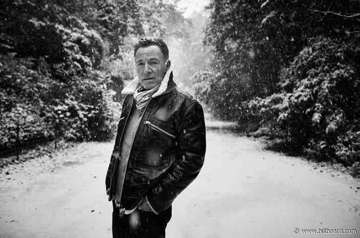 Bruce Springsteen Is Back at No. 1 on Adult Alternative Songs After 18 Years
