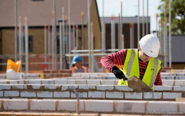 Markets report: Persimmon dips despite dividend offer